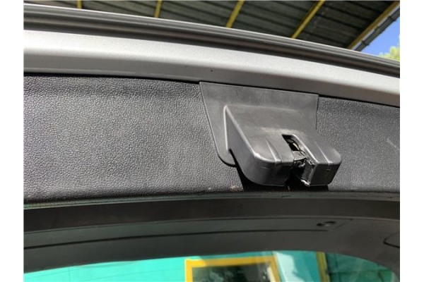 Recambio de cierre electromagnetico porton para audi a4 avant (8k5) 2.0 básico referencia OEM IAM 8K9827505A 8R0827505A 