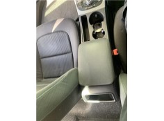 Recambio de consola para audi a4 avant (8k5) 2.0 básico referencia OEM IAM 8K0863244A 8K0864283 