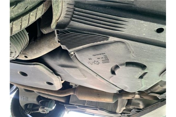 Recambio de deposito combustible para audi a4 avant (8k5) 2.0 básico referencia OEM IAM 8K0201085 8K0201055Q 