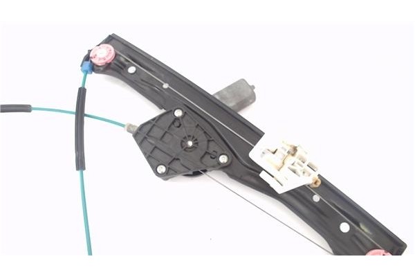Recambio de elevalunas electrico delantero derecho para bmw serie 1 berlina 5p (f20) 2.0 116d referencia OEM IAM 724256209  