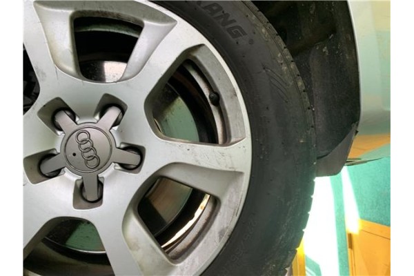 Recambio de llanta para audi a4 avant (8k5) 2.0 básico referencia OEM IAM 8K0601025F  