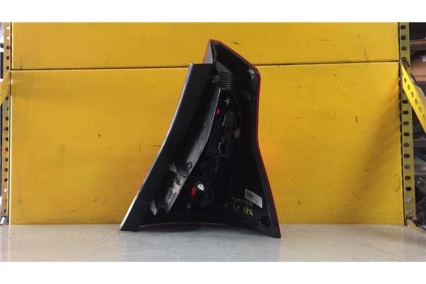 Recambio de piloto trasero izquierdo para dacia sandero i 1.4 ambiance referencia OEM IAM 8200734825  6001551384 , RENAULT