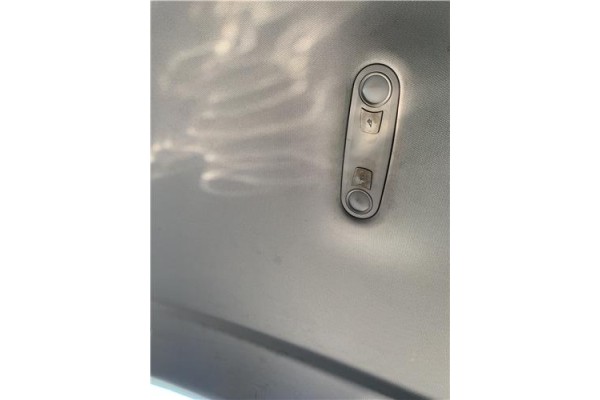 Recambio de luz trasero central techo para audi a4 avant (8k5) 2.0 básico referencia OEM IAM 8T0947111A  