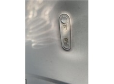 Recambio de luz trasero central techo para audi a4 avant (8k5) 2.0 básico referencia OEM IAM 8T0947111A  