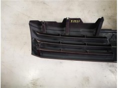 Recambio de rejilla capo para mitsubishi space wagon (n80/n90) 2.4 referencia OEM IAM MR275627  