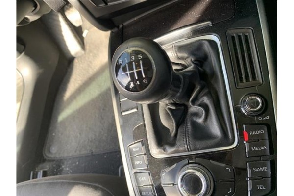 Recambio de palanca de cambio para audi a4 avant (8k5) 2.0 básico referencia OEM IAM 8K0711055F  