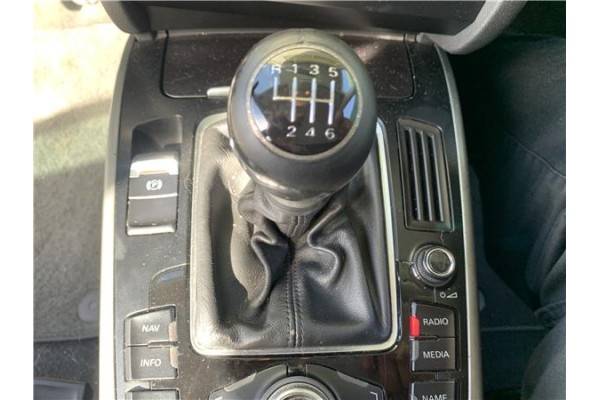 Recambio de palanca de cambio para audi a4 avant (8k5) 2.0 básico referencia OEM IAM 8K0711055F  