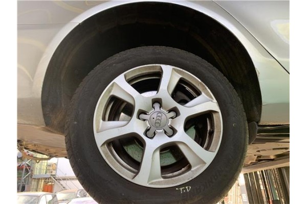 Recambio de pase rueda trasero derecho para audi a4 avant (8k5) 2.0 básico referencia OEM IAM 8K0810172C  