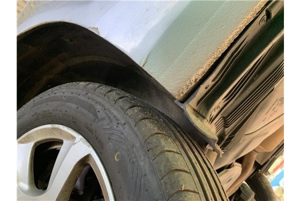 Recambio de pase rueda trasero derecho para audi a4 avant (8k5) 2.0 básico referencia OEM IAM 8K0810172C  