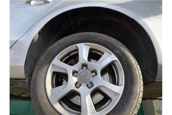Recambio de pase rueda trasero izquierdo para audi a4 avant (8k5) 2.0 básico referencia OEM IAM 8K0810171B  