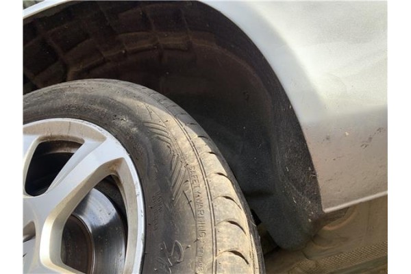 Recambio de pase rueda trasero izquierdo para audi a4 avant (8k5) 2.0 básico referencia OEM IAM 8K0810171B  