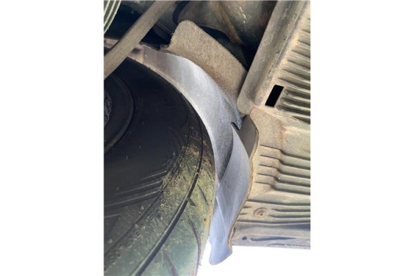 Recambio de pase rueda trasero izquierdo para audi a4 avant (8k5) 2.0 básico referencia OEM IAM 8K0810171B  