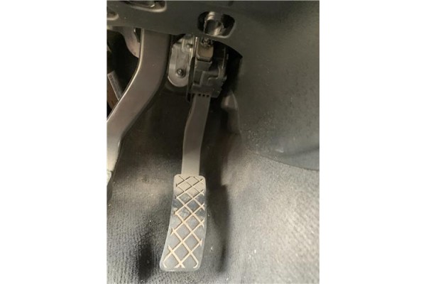 Recambio de pedal acelerador para audi a4 avant (8k5) 2.0 básico referencia OEM IAM 8K1721523A  