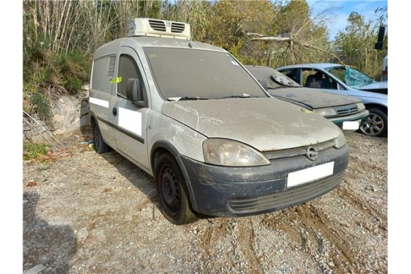 opel combo (corsa c)(2001) del año 
