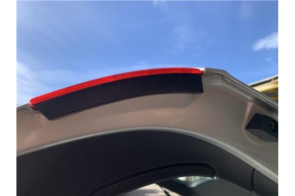 Recambio de piloto porton trasero derecho para audi a4 avant (8k5) 2.0 básico referencia OEM IAM 8K9945094  