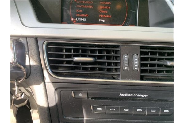 Recambio de rejilla entrada de aire para audi a4 avant (8k5) 2.0 básico referencia OEM IAM 8T1820951C 8K1820902CXTV 