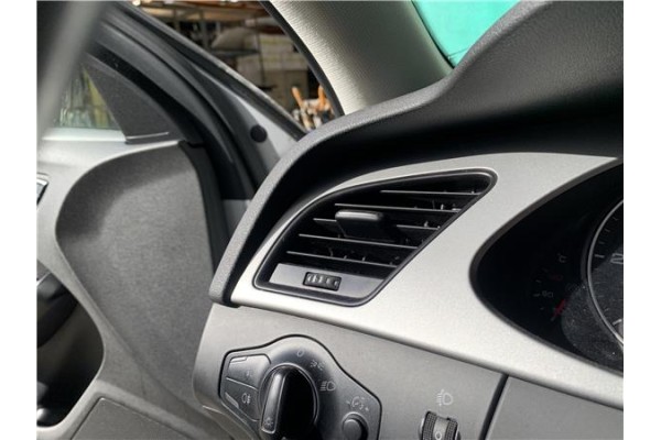 Recambio de rejilla entrada de aire para audi a4 avant (8k5) 2.0 básico referencia OEM IAM 8K1820902CXTV  