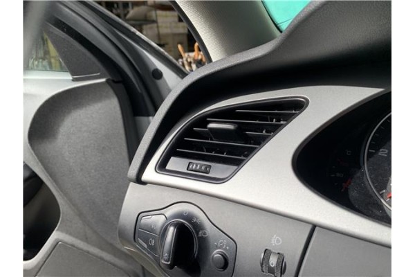 Recambio de rejilla entrada de aire para audi a4 avant (8k5) 2.0 básico referencia OEM IAM 8K1820902CXTV  