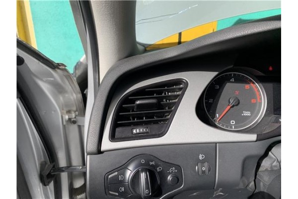 Recambio de rejilla entrada de aire para audi a4 avant (8k5) 2.0 básico referencia OEM IAM 8K1820902CXTV  