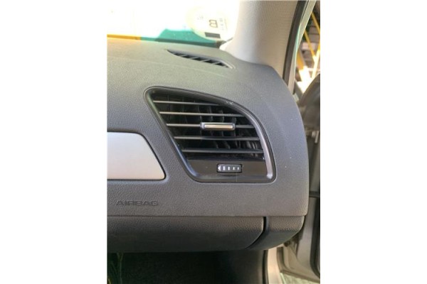 Recambio de rejilla entrada de aire para audi a4 avant (8k5) 2.0 básico referencia OEM IAM 8K1820902C  