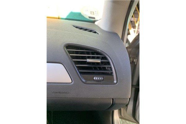 Recambio de rejilla entrada de aire para audi a4 avant (8k5) 2.0 básico referencia OEM IAM 8K1820902C  