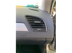 Recambio de rejilla entrada de aire para audi a4 avant (8k5) 2.0 básico referencia OEM IAM 8K1820902C  