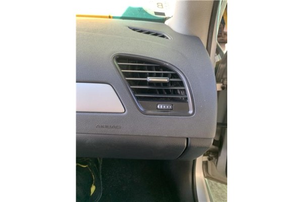 Recambio de rejilla entrada de aire para audi a4 avant (8k5) 2.0 básico referencia OEM IAM 8K1820902C  