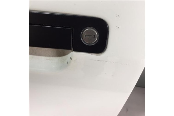 Recambio de puerta delantero izquierda para audi 80 berlina/avant 2.0 básico berlina referencia OEM IAM 8A0831051E  
