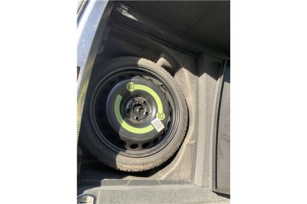 Recambio de rueda completa repuesto para audi a4 avant (8k5) 2.0 básico referencia OEM IAM 8K0601027 7,40E+09 