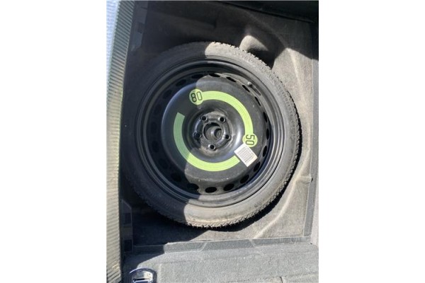 Recambio de rueda completa repuesto para audi a4 avant (8k5) 2.0 básico referencia OEM IAM 8K0601027 7,40E+09 