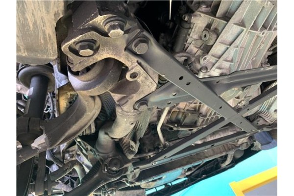 Recambio de subchasis para audi a4 avant (8k5) 2.0 básico referencia OEM IAM 8T0399315H 6208103591B8 