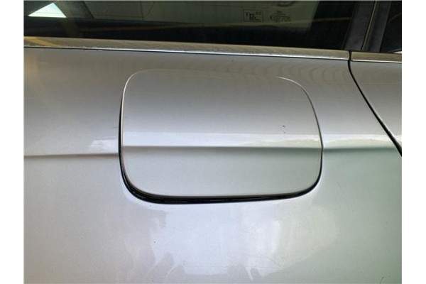 Recambio de tapa exterior combustible para audi a4 avant (8k5) 2.0 básico referencia OEM IAM 8K0010508T 8K0809907 