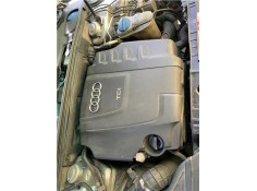 Recambio de tapa motor para audi a4 avant (8k5) 2.0 básico referencia OEM IAM 03L103925P  