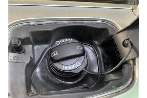 Recambio de tapon combustible para audi a4 avant (8k5) 2.0 básico referencia OEM IAM 8K0201550B 8K0201550K 