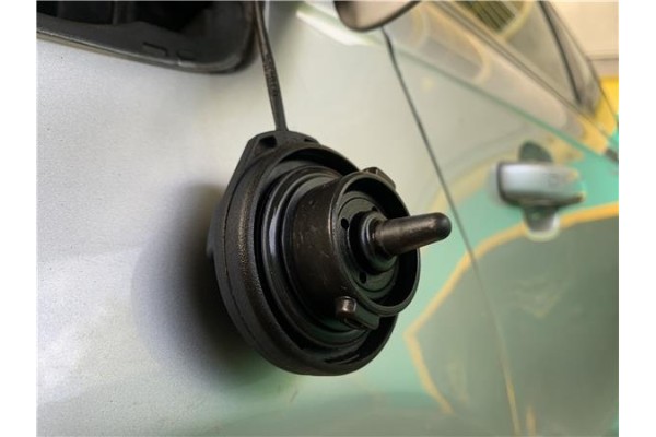 Recambio de tapon combustible para audi a4 avant (8k5) 2.0 básico referencia OEM IAM 8K0201550B 8K0201550K 