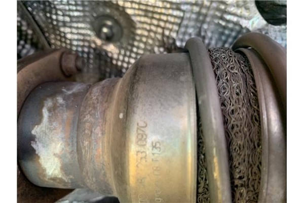 Recambio de tubo escape delantero para audi a4 avant (8k5) 2.0 básico referencia OEM IAM 4B0253097C 08T135 