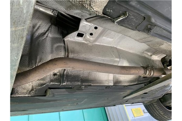 Recambio de tubo escape delantero para audi a4 avant (8k5) 2.0 básico referencia OEM IAM 4B0253097C 08T135 