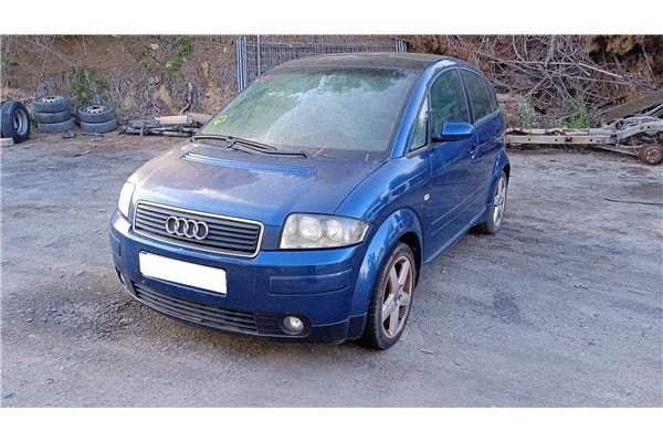 audi a2 (8z) del año 2004