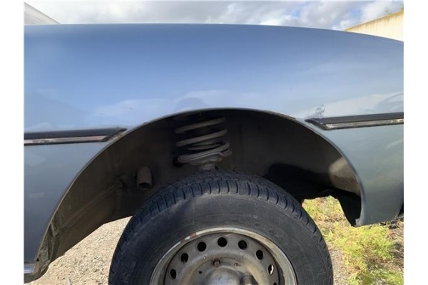 Recambio de aleta delantero derecha para peugeot 604 2.3 srd-turbo referencia OEM IAM 784046  