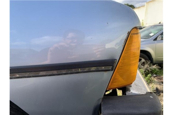 Recambio de aleta delantero derecha para peugeot 604 2.3 srd-turbo referencia OEM IAM 784046  