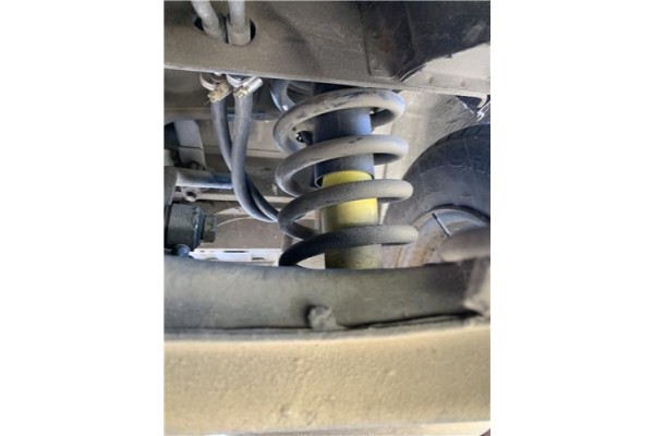 Recambio de amortiguador trasero izquierdo para peugeot 604 2.3 srd-turbo referencia OEM IAM 520568  