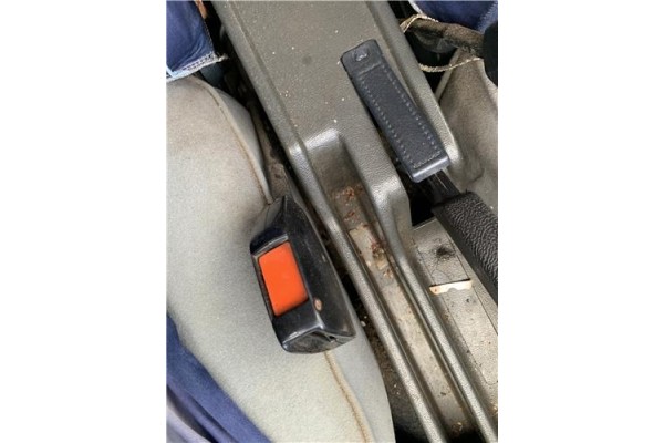 Recambio de anclaje cinturon delantero derecho para peugeot 604 2.3 srd-turbo referencia OEM IAM 147XD2S  