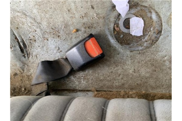 Recambio de anclaje cinturon trasero derecho para peugeot 604 2.3 srd-turbo referencia OEM IAM 897591  