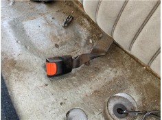 Recambio de anclaje cinturon trasero izquierdo para peugeot 604 2.3 srd-turbo referencia OEM IAM 897591  