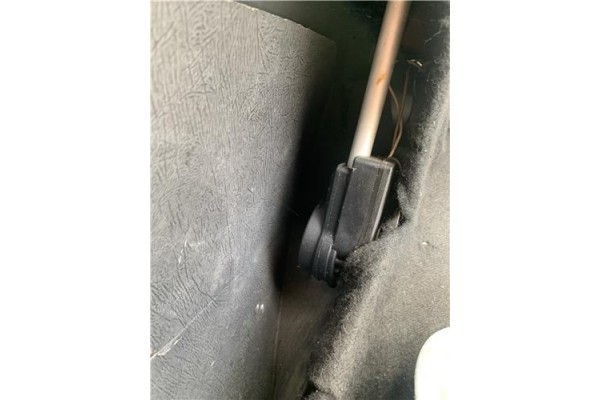 Recambio de antena electrica para peugeot 604 2.3 srd-turbo referencia OEM IAM 9716C4  