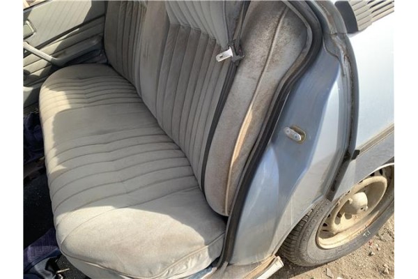 Recambio de asientos traseros para peugeot 604 2.3 srd-turbo referencia OEM IAM 147XD2S  