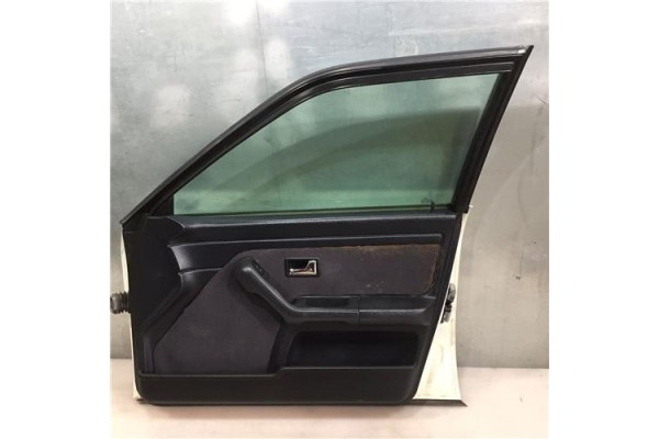 Recambio de puerta delantero derecha para audi 80 berlina/avant 2.0 básico berlina referencia OEM IAM 8A0831052E  