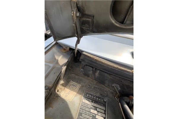 Recambio de bisagra capo derecha para peugeot 604 2.3 srd-turbo referencia OEM IAM 791314  