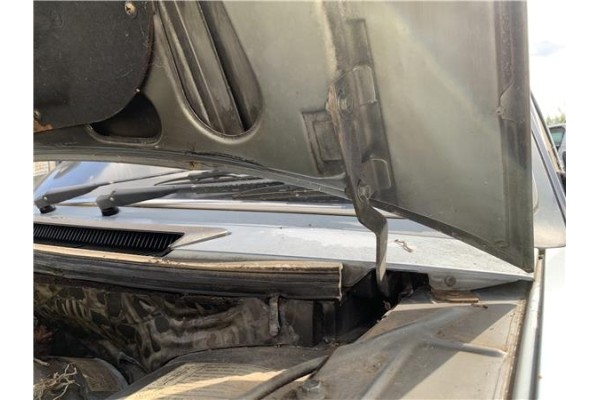 Recambio de bisagra capo izquierda para peugeot 604 2.3 srd-turbo referencia OEM IAM 791215  