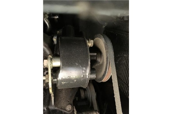 Recambio de bomba servodireccion para peugeot 604 2.3 srd-turbo referencia OEM IAM 400368  